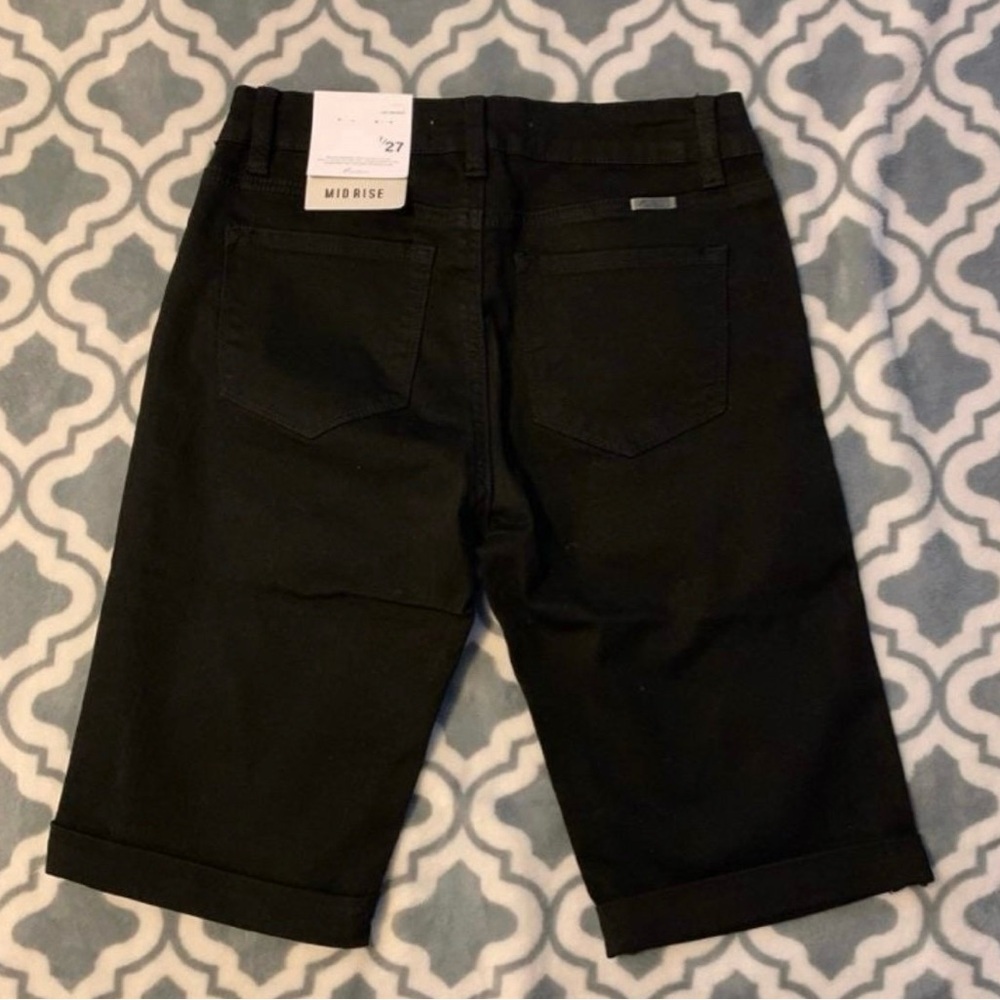 KanCan Long MidRise 7/27 Shorts NWT Distressed